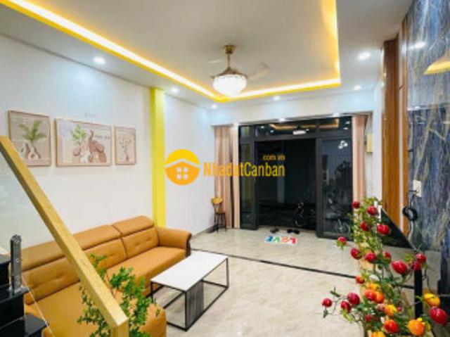 Nhà mặt phố bán