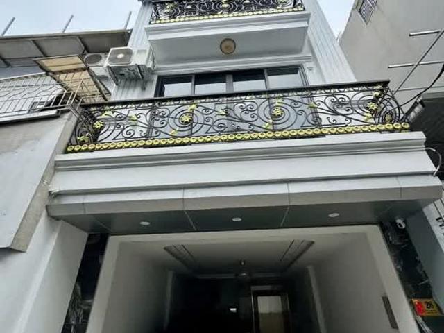 Nhà bán tại Hoàn Kiếm, Hà Nội