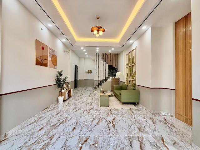 Nhà mặt phố bán