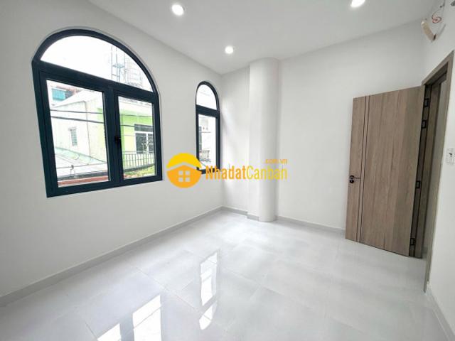 Nhà mặt phố bán