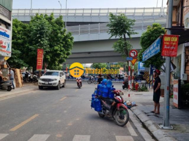 Nhà bán