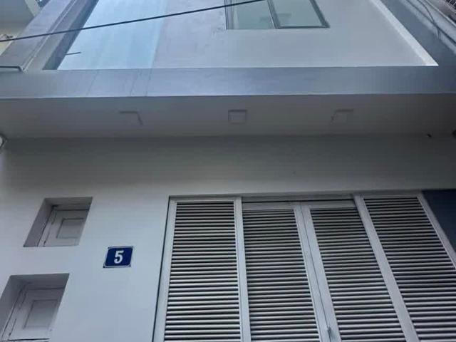 Nhà bán tại Hoàn Kiếm, Hà Nội