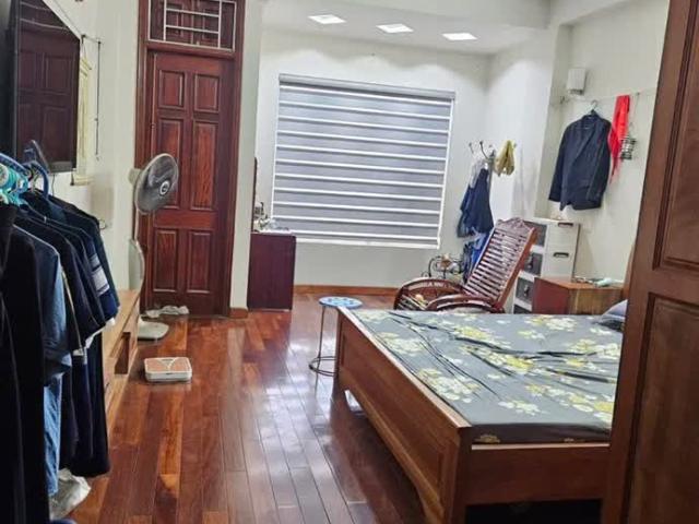 Nhà mặt phố bán tại Hoàn Kiếm, Hà Nội
