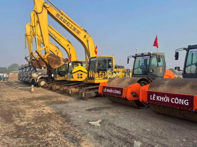 Nhà mặt phố bán