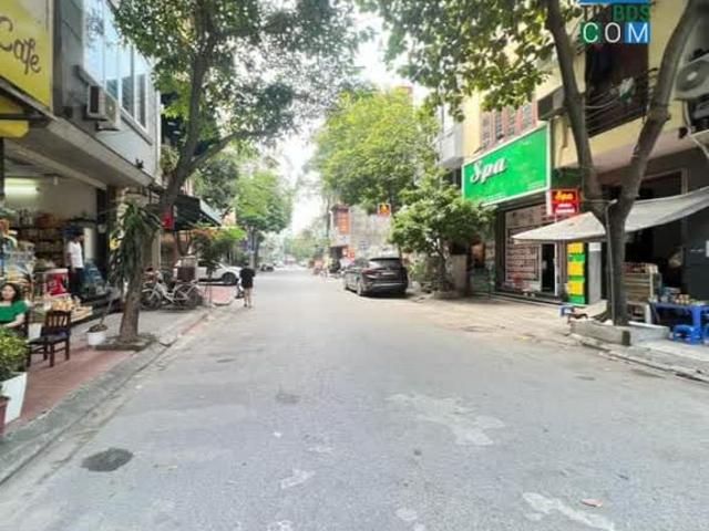 Nhà mặt phố bán tại Hoàn Kiếm, Hà Nội