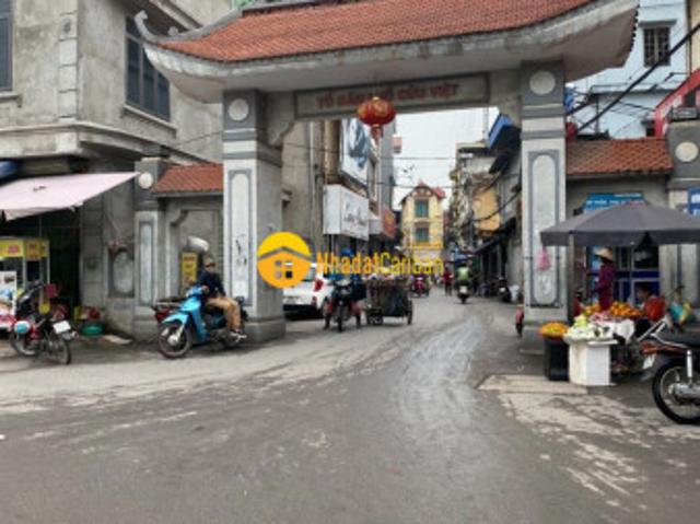 Nhà mặt phố bán