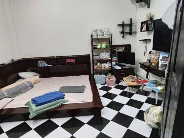 Nhà mặt phố bán tại Hoàn Kiếm, Hà Nội
