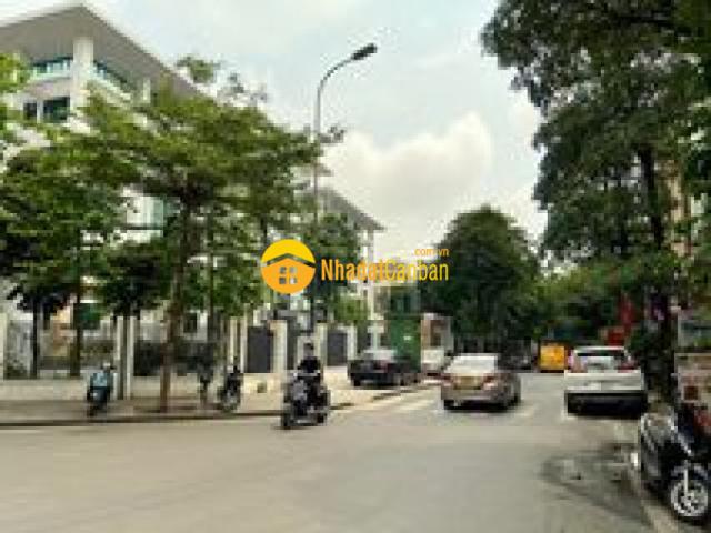 Nhà mặt phố bán