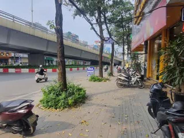 Nhà mặt phố bán tại Hoàn Kiếm, Hà Nội