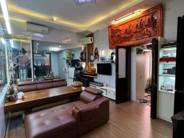 Nhà mặt phố bán tại Hoàn Kiếm, Hà Nội