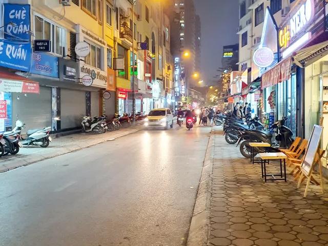 Nhà mặt phố bán tại Hoàn Kiếm, Hà Nội