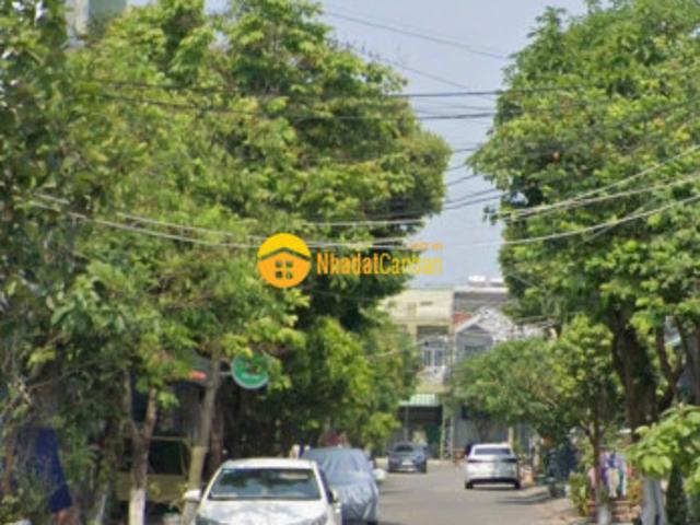 Nhà mặt phố bán