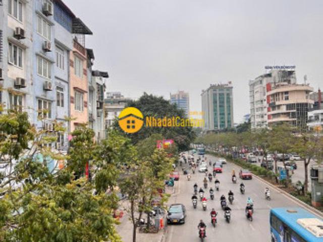 Nhà mặt phố bán