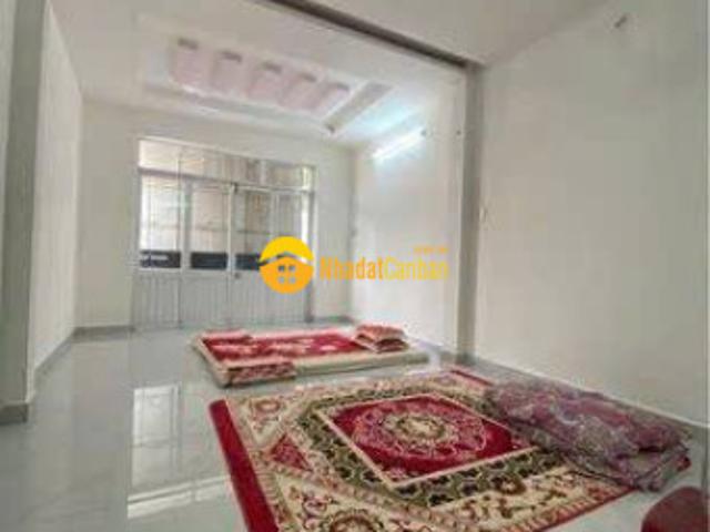 Nhà mặt phố bán