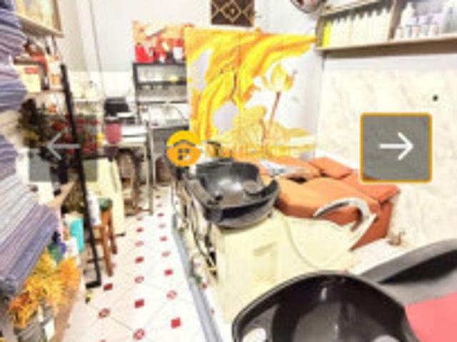 Nhà mặt phố bán