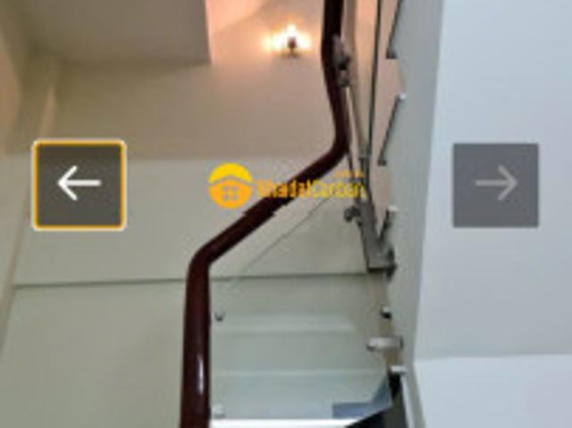 Nhà mặt phố bán