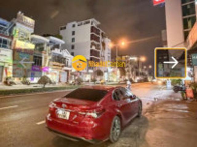 Nhà mặt phố bán