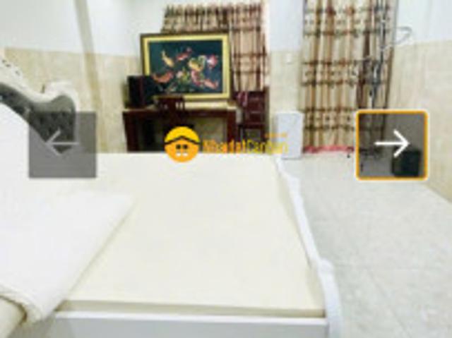 Nhà mặt phố bán