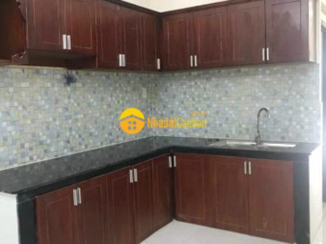 Nhà mặt phố bán