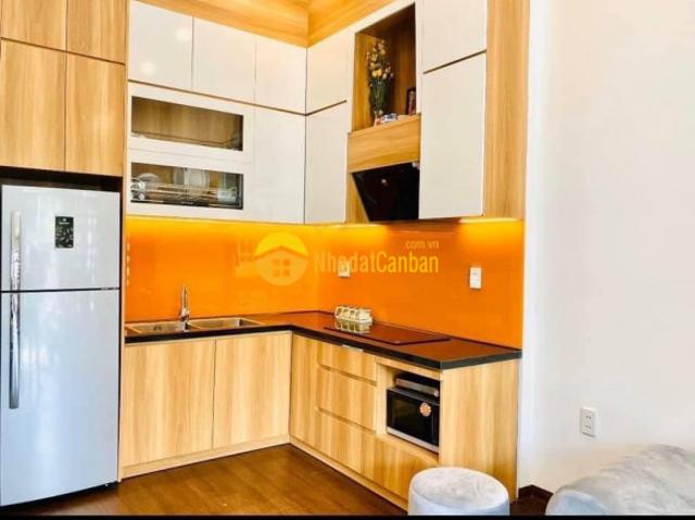 Nhà mặt phố bán