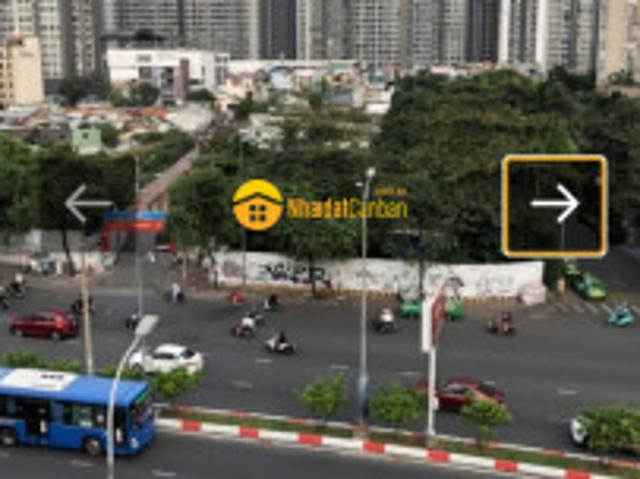 Nhà mặt phố bán