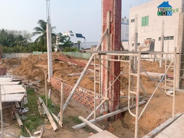 Nhà mặt phố bán