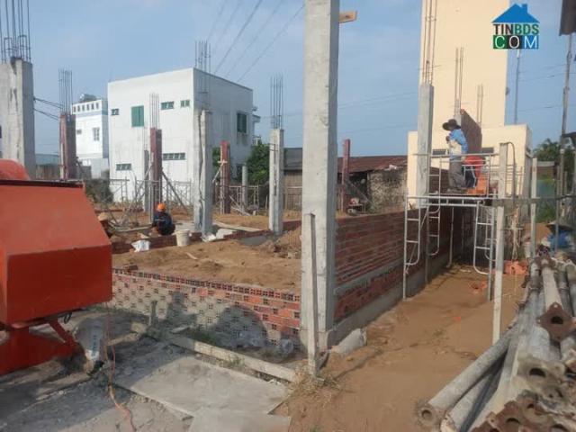 Nhà mặt phố bán