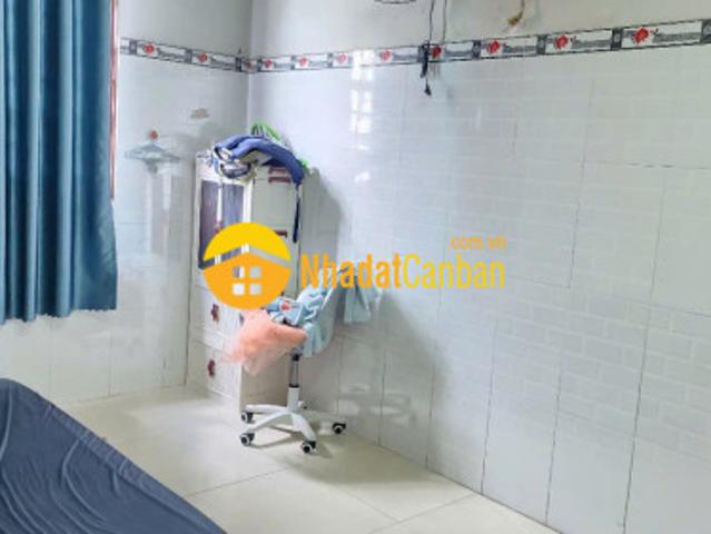 Nhà mặt phố bán