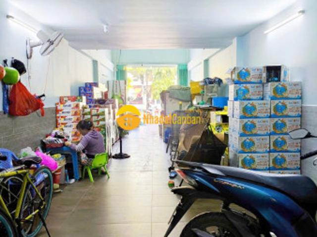 Nhà mặt phố bán