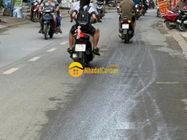 Nhà mặt phố bán