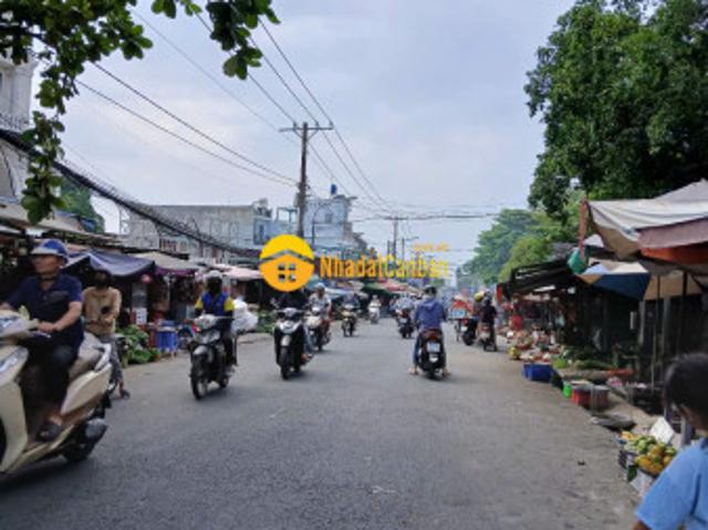 Nhà mặt phố bán