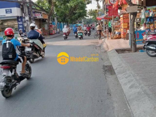 Nhà mặt phố bán