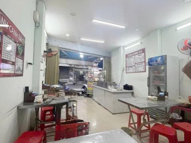 Nhà mặt phố bán tại Khuôn viên UBND Thành phố Hồ Chí Minh, Thành phố Hồ Chí Minh