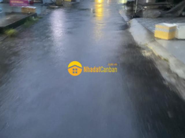 Nhà mặt phố bán