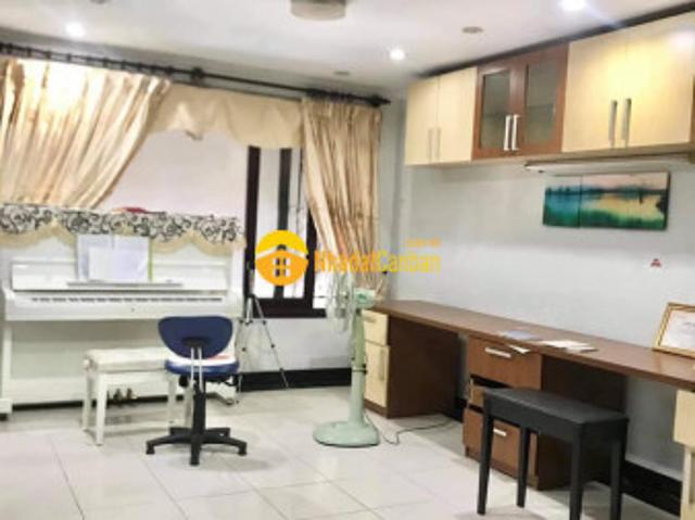 Nhà mặt phố bán