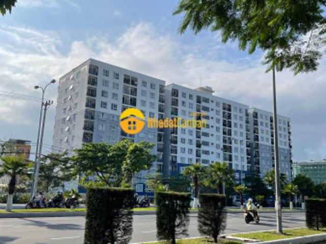 Nhà mặt phố bán