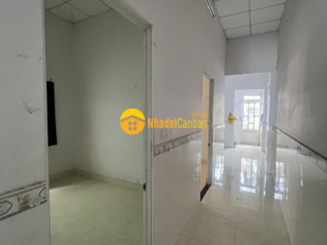 Nhà mặt phố bán