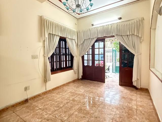 Nhà mặt phố bán tại Gia Lai