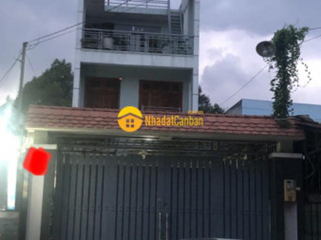 Nhà mặt phố bán