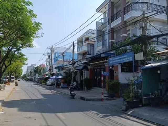 Nhà bán tại Khuôn viên UBND Thành phố Hồ Chí Minh, Thành phố Hồ Chí Minh