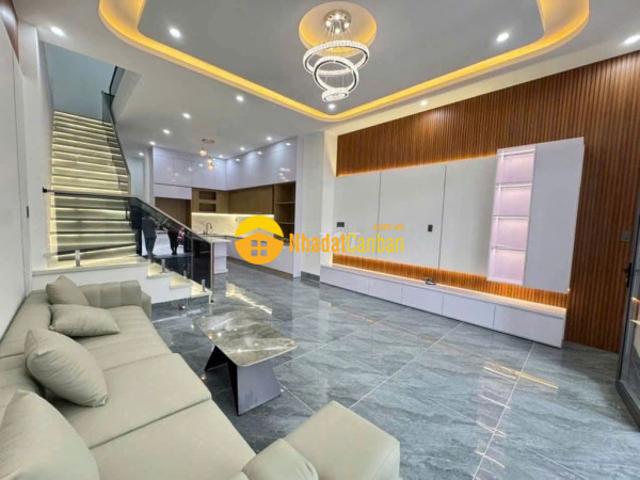 Nhà bán tại Hồ Chí Minh