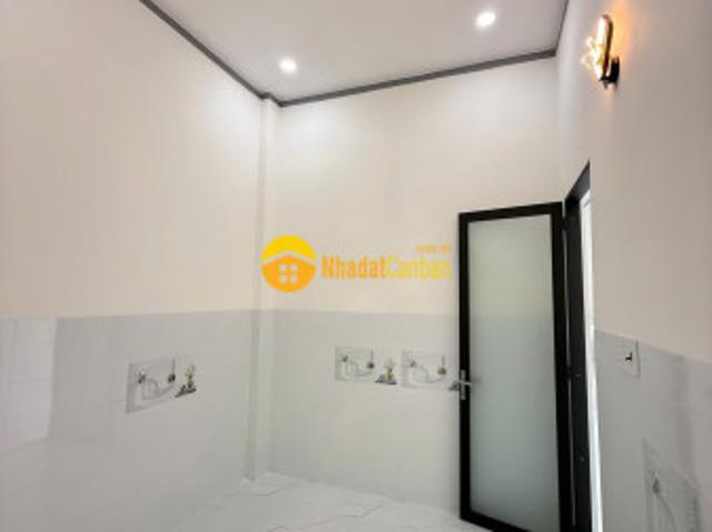 Nhà mặt phố bán