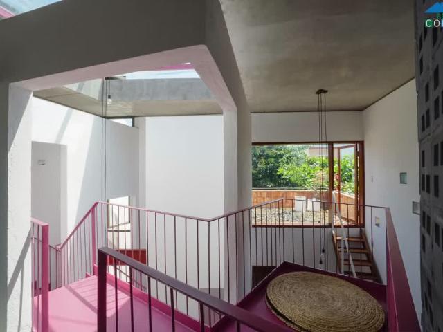 Nhà mặt phố bán