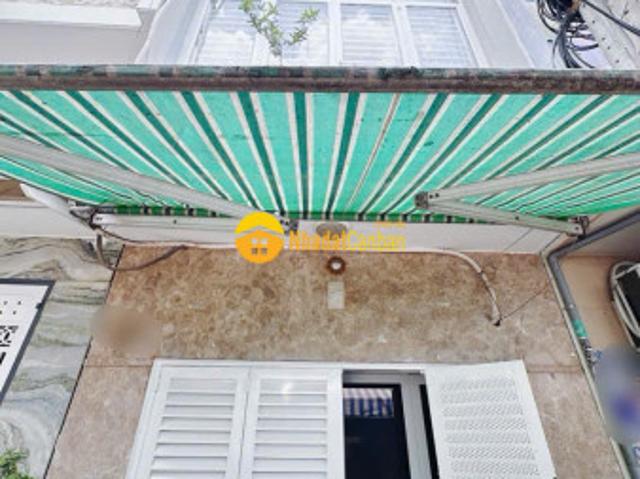 Nhà mặt phố bán