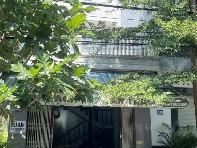 Nhà mặt phố bán