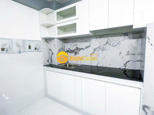 Nhà mặt phố bán