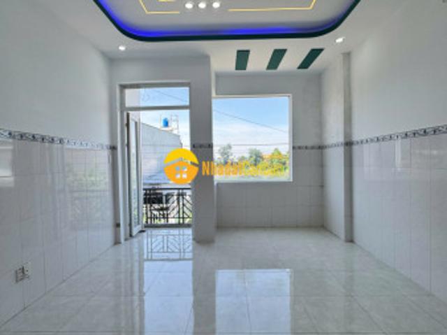 Nhà mặt phố bán