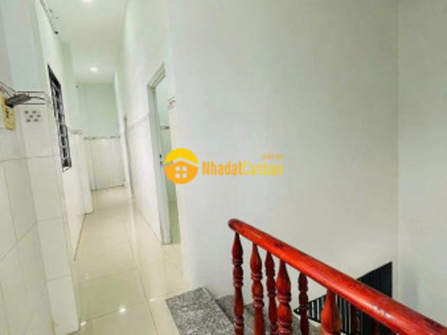 Nhà mặt phố bán