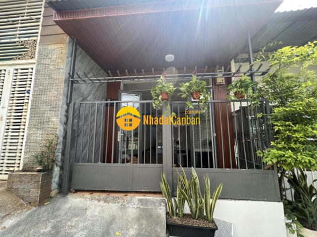Nhà bán