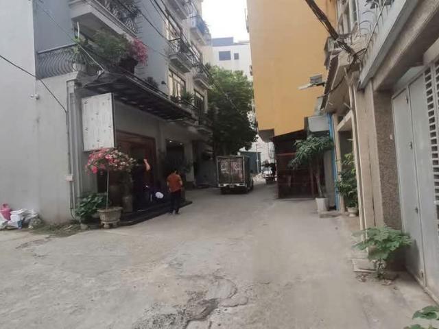Nhà bán tại Hoàn Kiếm, Hà Nội